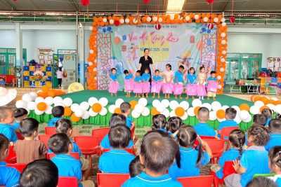 Trường mầm non Tạ Thị Kiều tổ chức “Vui hội trăng rằm – Gắn kết yêu thương”